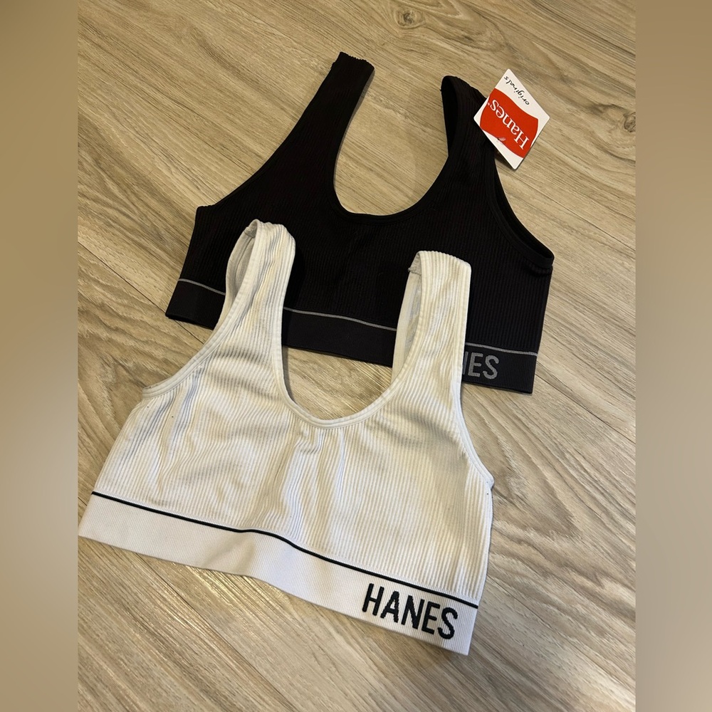 Hanes Black and White Ribbed Sports Bra Set